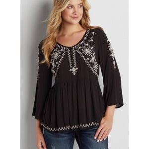 NWOT Maurice’s Peasant Embroidered Blouse